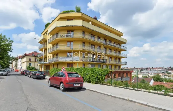 Pronájem bytu 3+kk, Praha - Břevnov, Šlikova, 100 m2