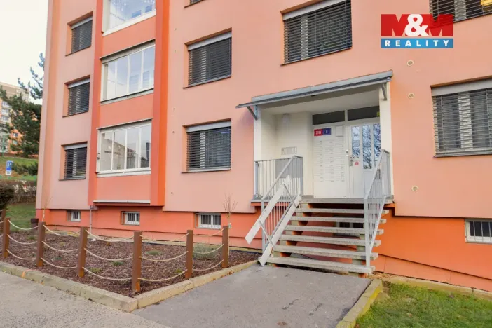 Prodej bytu 3+1, Ústí nad Labem - Severní Terasa, Rabasova, 70 m2