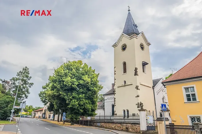 Prodej rodinného domu, Praha - Dolní Počernice, Listopadová, 302 m2