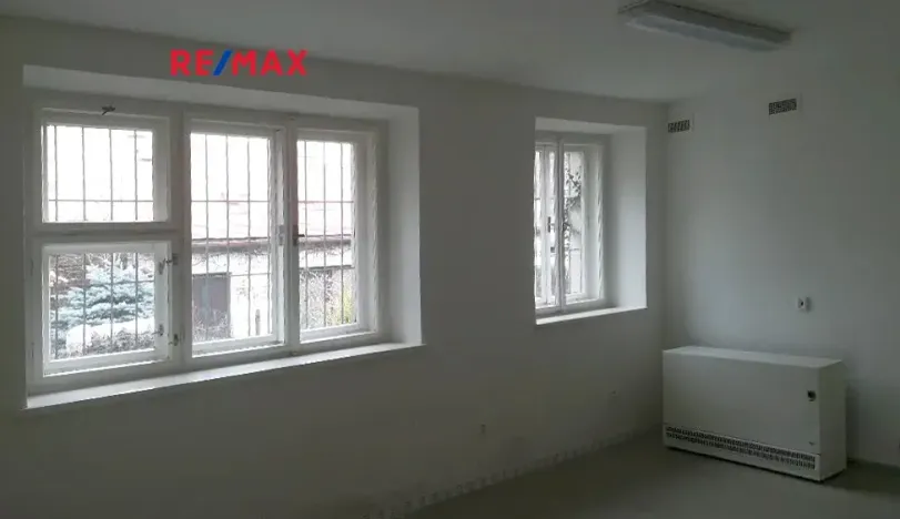 Pronájem obchodního prostoru, Polička, Tylova, 129 m2