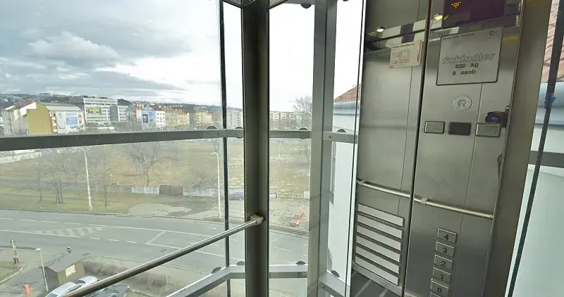 Pronájem kanceláře, Praha - Holešovice, Jablonského, 21 m2