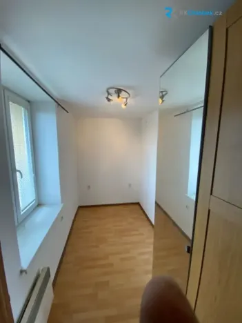 Pronájem bytu 1+1, Ostrava, Senovážná, 35 m2