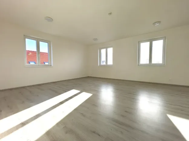 Pronájem bytu 2+kk, Nehvizdy, 65 m2