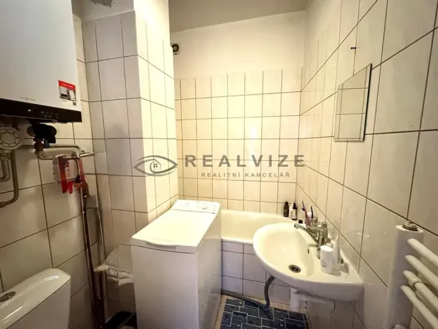 Pronájem bytu 1+kk, České Budějovice, Nová, 30 m2