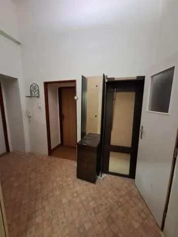 Prodej bytu 2+1, Olomouc, Komenského, 62 m2