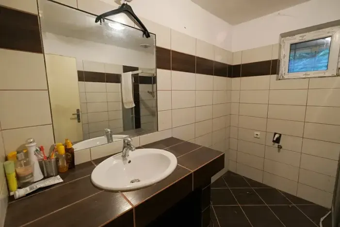 Prodej chaty, Lopeník, 180 m2