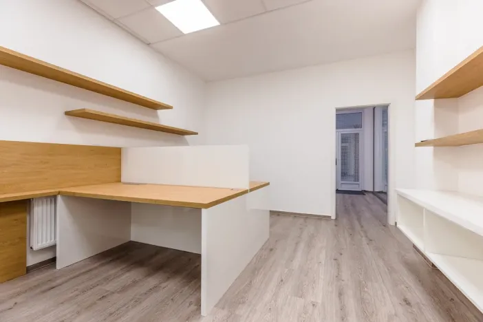 Prodej kanceláře, Brno - Královo Pole, Mojmírovo náměstí, 65 m2