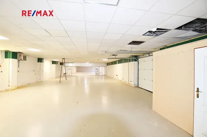 Pronájem obchodního prostoru, Frýdek-Místek, Třebízského, 200 m2