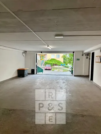 Prodej garáže, Praha - Stodůlky, Pavrovského, 18 m2