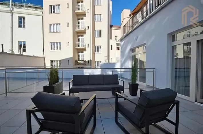 Pronájem bytu 1+kk, Praha - Vinohrady, Záhřebská, 50 m2