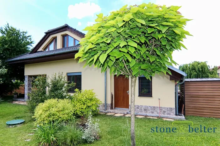 Prodej rodinného domu, Měšice, V lukách, 267 m2