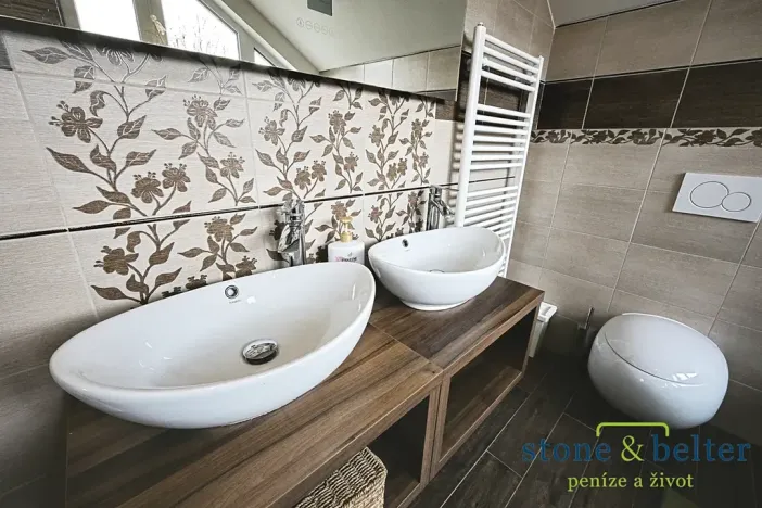 Prodej rodinného domu, Měšice, V lukách, 267 m2