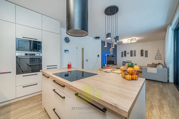 Prodej rodinného domu, Ústín, 128 m2