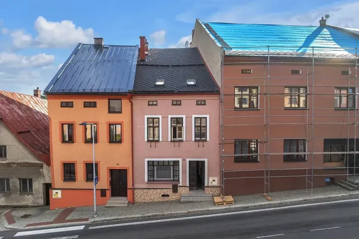 Prodej rodinného domu, Štíty, nám. Míru, 170 m2