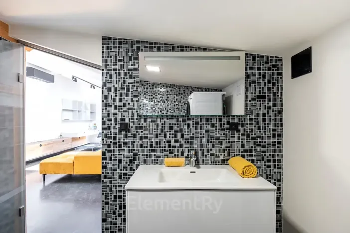 Pronájem bytu 2+kk, Hradec Králové, V Domkách, 102 m2