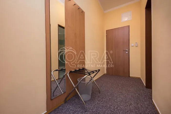 Pronájem bytu 1+kk, Praha - Miškovice, Bendlova, 25 m2