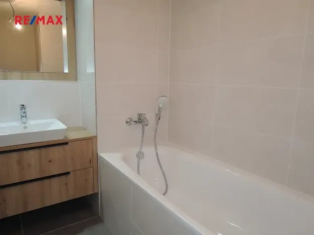 Pronájem bytu 3+kk, Hostivice, Cihlářská, 62 m2