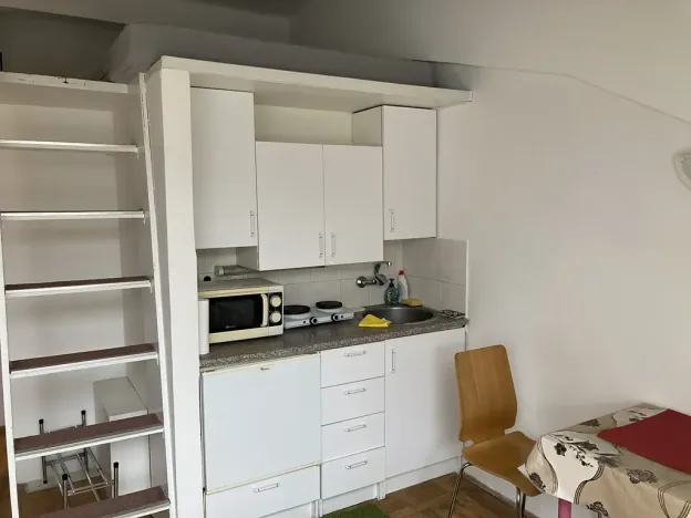 Pronájem bytu 1+1, Praha - Bubeneč, Národní obrany, 30 m2