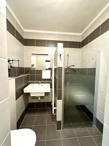 Pronájem bytu 2+kk, Praha - Suchdol, Suchdolské náměstí, 30 m2