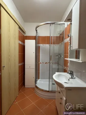 Prodej bytu 2+1, Kocbeře, 56 m2