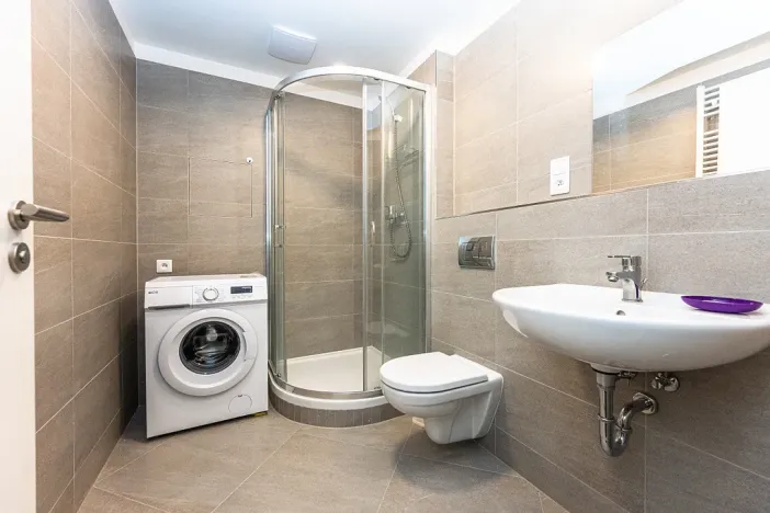 Pronájem bytu 1+kk, Praha - Záběhlice, Klapálkova, 32 m2