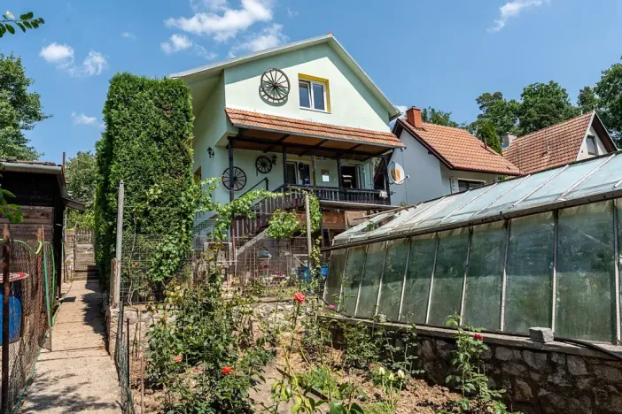 Prodej chaty, Hradčany, 61 m2