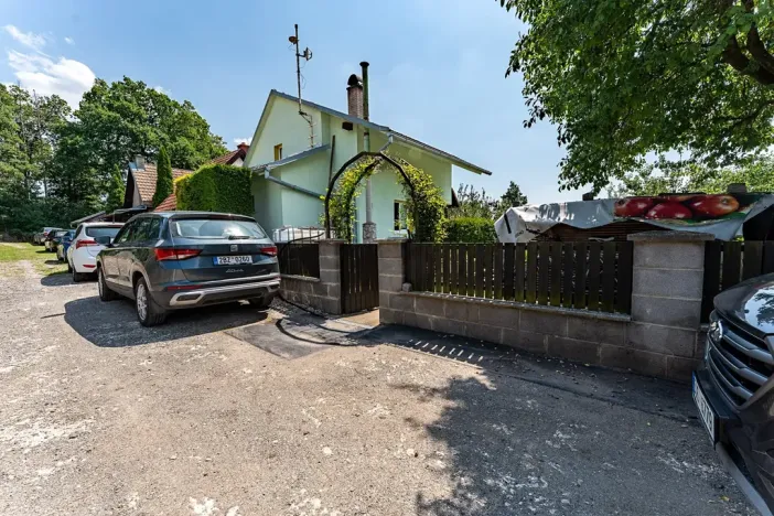 Prodej chaty, Hradčany, 61 m2