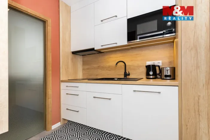 Pronájem bytu 1+1, Pardubice - Studánka, Josefa Janáčka, 32 m2