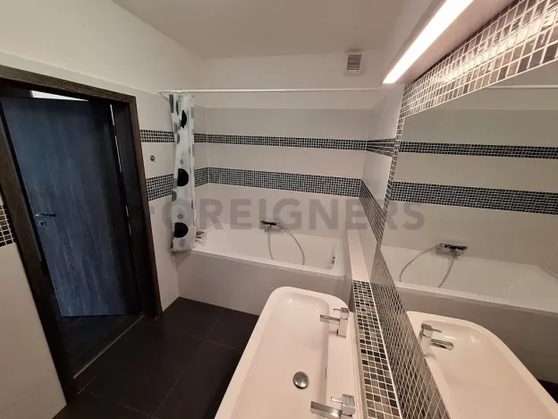 Pronájem bytu 3+kk, Olomouc, Jeremiášova, 72 m2