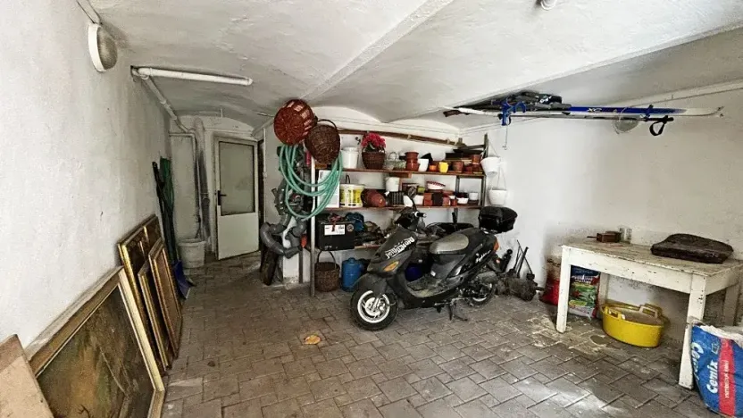 Prodej rodinného domu, Dešov, 1224 m2