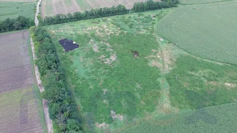 Prodej komerčního pozemku, Troskotovice, 28136 m2