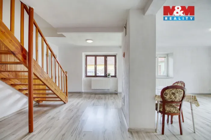 Prodej rodinného domu, Lnáře, 205 m2