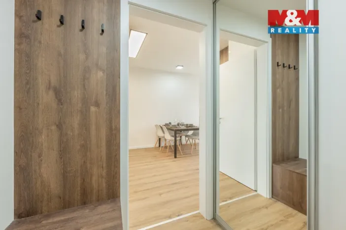 Prodej bytu 1+kk, Kladno - Dubí, Ke křížku, 57 m2