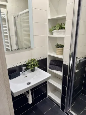 Pronájem bytu 2+1, Hradec Králové - Pražské Předměstí, U Koruny, 65 m2