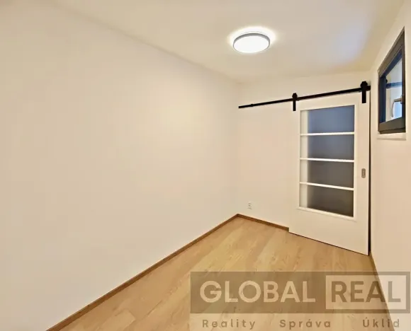 Pronájem bytu 2+kk, Jihlava, Havlíčkova, 30 m2