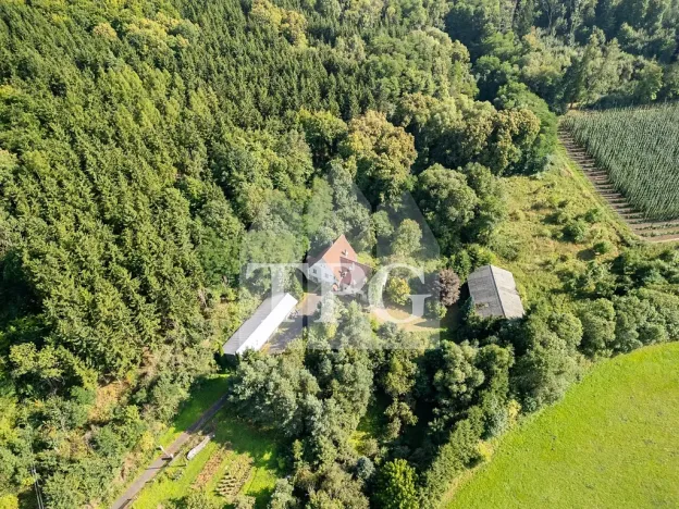 Prodej pozemku pro bydlení, Deštnice, 4068 m2