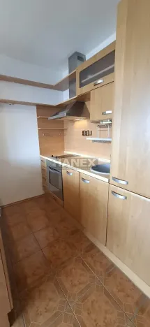 Pronájem bytu 2+kk, Praha - Troja, Olštýnská, 33 m2