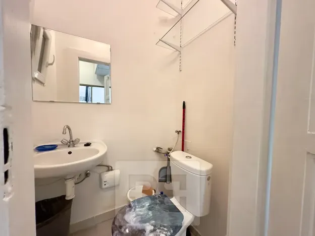 Pronájem bytu 1+kk, Praha - Vinohrady, Na Folimance, 28 m2