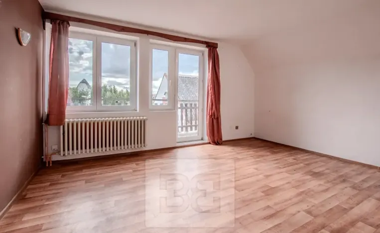 Prodej rodinného domu, Hrobce, Hlavní, 238 m2