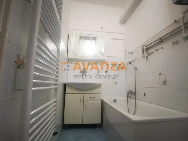 Prodej bytu 2+1, Děčín, 28. října, 82 m2