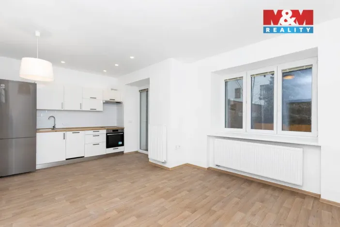 Pronájem bytu 3+kk, Pardubice - Bílé Předměstí, Husova, 70 m2