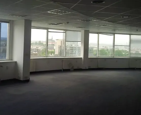 Pronájem kanceláře, Brno, Heršpická, 105 m2
