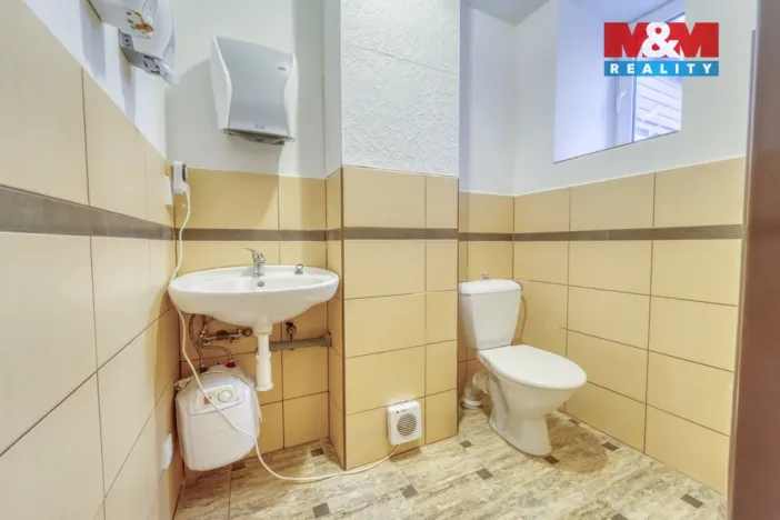 Pronájem obchodního prostoru, Plzeň - Východní Předměstí, Koterovská, 57 m2