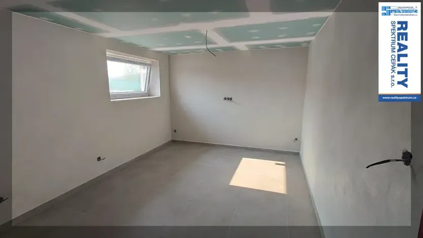 Pronájem skladu, Srubec, Ledenická-St. Pohůrka, 205 m2