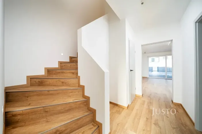 Prodej bytu 5+kk, Srubec, Smrková, 121 m2