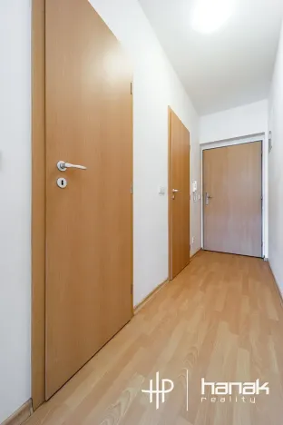 Pronájem bytu 1+kk, Olomouc, Jeremiášova, 36 m2