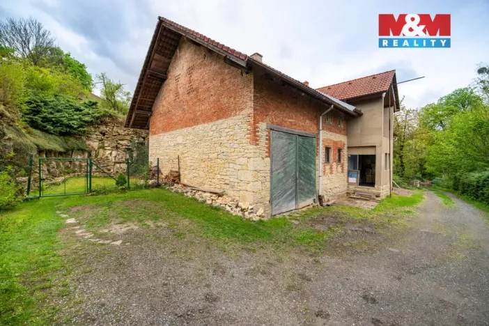 Pronájem zemědělské usedlosti, Čistá, 94 m2