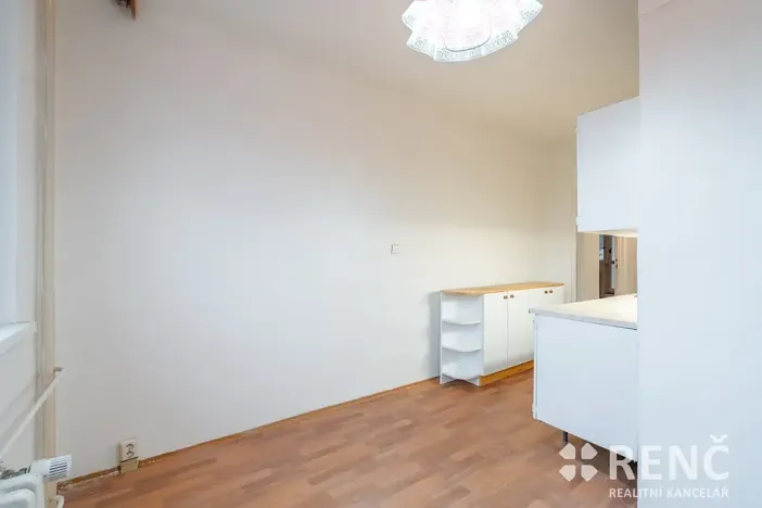 Prodej bytu 2+1, Mokrá-Horákov, 62 m2