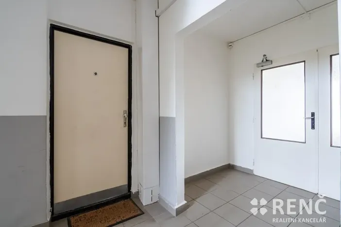 Prodej bytu 2+1, Mokrá-Horákov, 62 m2