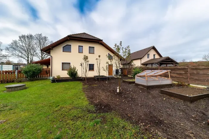 Prodej rodinného domu, Letiny, 282 m2